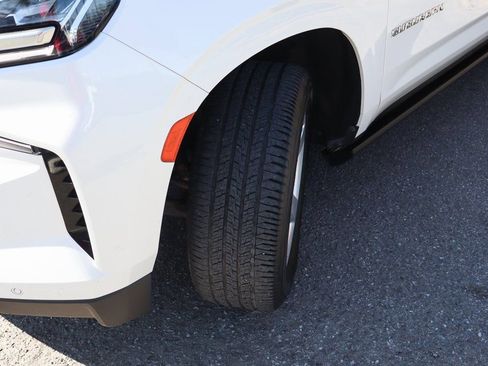 Used 2021 Chevrolet Suburban High Country w/ Premium Package image 55