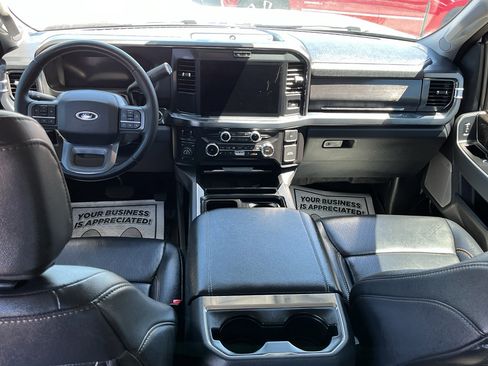 Used 2025 Ford F250 Lariat w/ Tremor Off-Road Package AWD/4WD image 15