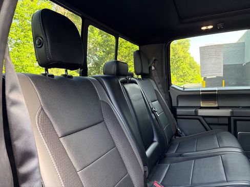 Used 2019 Ford F150 Raptor w/ Equipment Group 802A Luxury AWD/4WD image 24