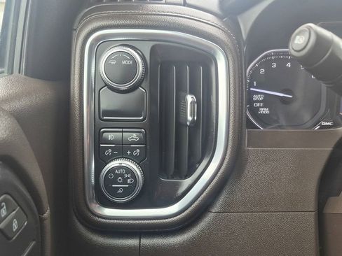 Used 2020 GMC Sierra 1500 SLT image 36