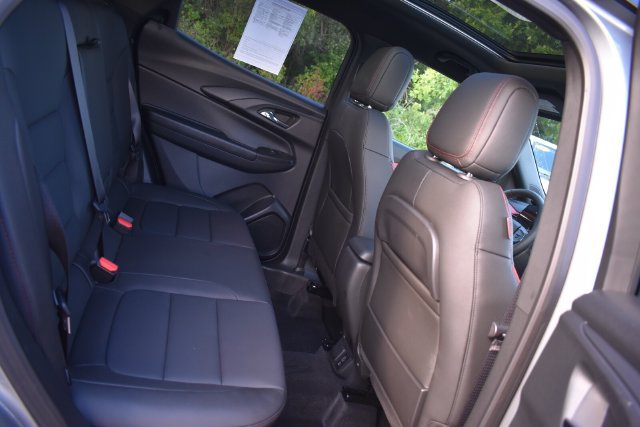 Certified 2026 Chevrolet TrailBlazer RS w/ Convenience Package AWD/4WD image 16