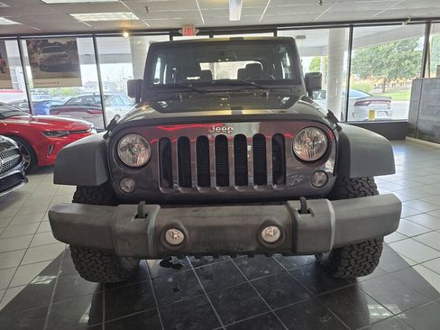 Used 2016 Jeep Wrangler Sport w/ Quick Order Package 24S image 2