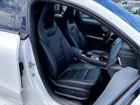 Used 2020 Mercedes-Benz CLA 250 image 13