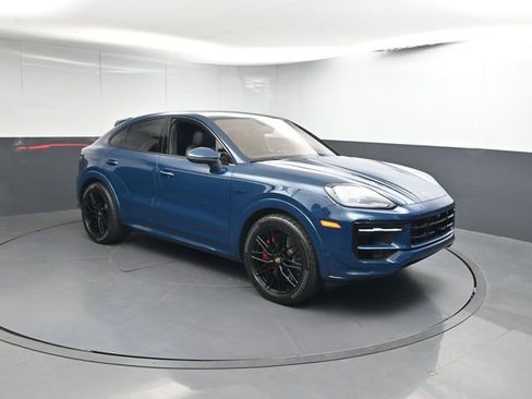 New 2025 Porsche Cayenne S image 28