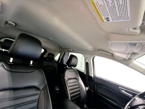 Used 2023 Ford Edge SEL image 28