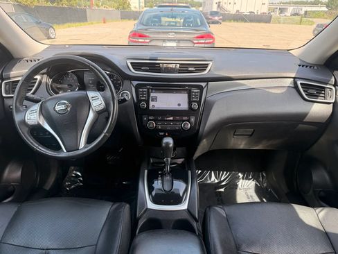 Used 2016 Nissan Rogue SL w/ SL Premium Package AWD/4WD image 3