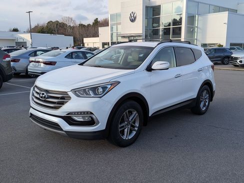 Used 2018 Hyundai Santa Fe Sport image 7