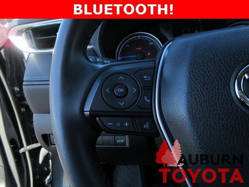 Certified 2021 Toyota Venza LE image 14