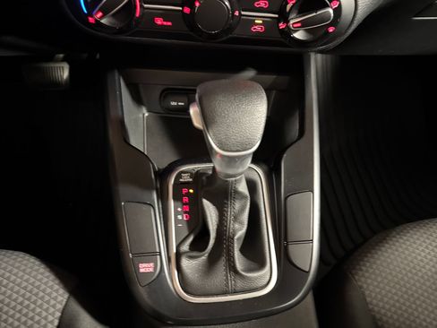 Used 2020 Kia Soul LX FWD image 24