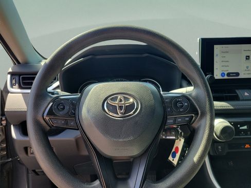 Used 2025 Toyota RAV4 LE FWD image 12