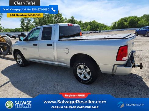 Used 2017 RAM 1500 Express AWD/4WD image 3