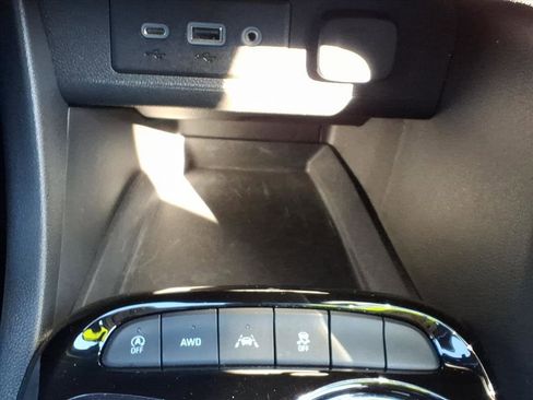 Used 2022 Buick Encore GX Preferred w/ Cold Weather Comfort Package image 25