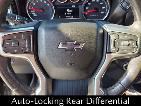 Used 2021 Chevrolet Silverado 1500 LT Trail Boss AWD/4WD image 29