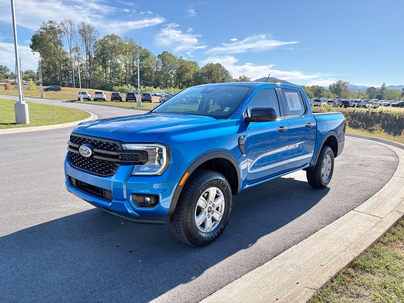 Used 2025 Ford Ranger XL w/ Trailer Tow Package RWD image 3