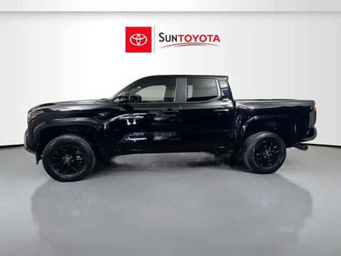Used 2024 Toyota Tacoma SR5 w/ SR5 Upgrade Package image 7