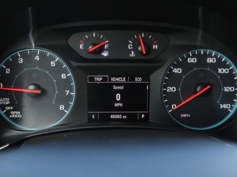 Used 2020 Chevrolet Equinox LS w/ LS Convenience Package FWD image 16