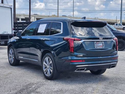 Used 2025 Cadillac XT6 Premium Luxury w/ LPO, Floor Liner Package FWD image 5