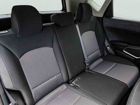 Certified 2025 Kia Soul LX w/ LX Technology Package FWD image 13
