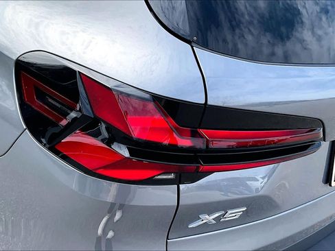 New 2026 BMW X5 xDrive40i w/ M Sport Package image 14