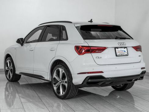 Used 2021 Audi Q3 2.0T Premium w/ Convenience Package image 8
