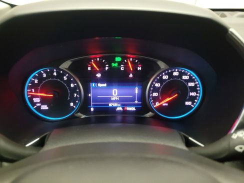 Used 2020 Chevrolet Equinox LT image 23