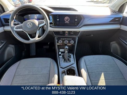 Certified 2023 Volkswagen Taos SE w/ Panoramic Sunroof Package FWD image 16