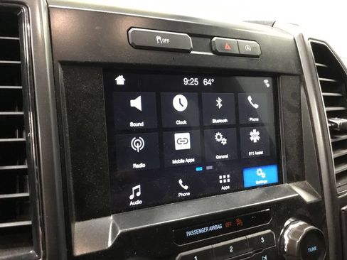 Used 2017 Ford F150 XLT w/ Equipment Group 302A Luxury AWD/4WD image 26