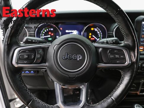 Used 2022 Jeep Wrangler Unlimited Sahara w/ Cold Weather Group AWD/4WD image 10