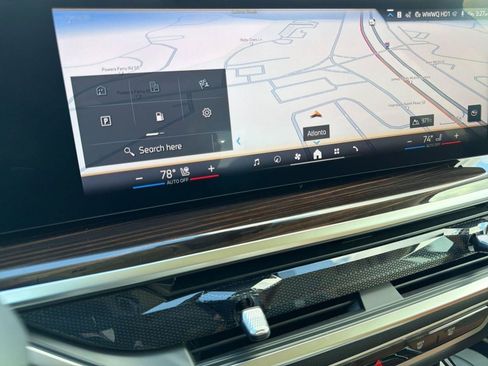 Used 2026 BMW X7 xDrive40i AWD/4WD image 19