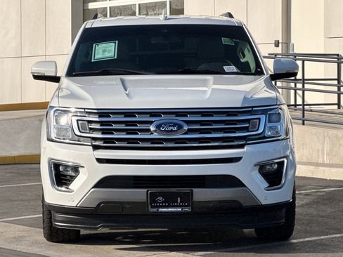 Used 2021 Ford Expedition Limited image 8