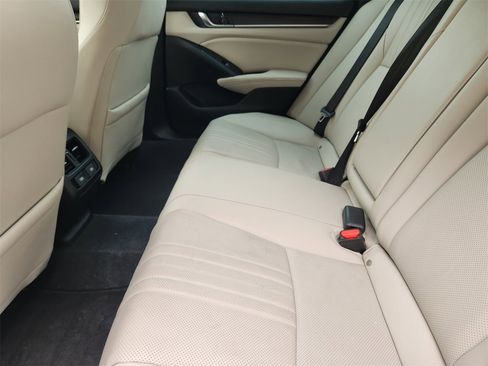 Certified 2021 Honda Accord EX-L image 29