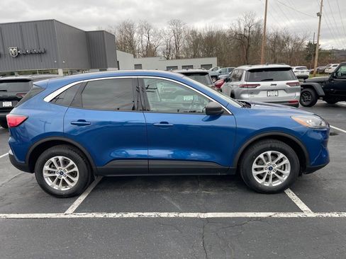 Used 2022 Ford Escape SE w/ Cold Weather Package image 8