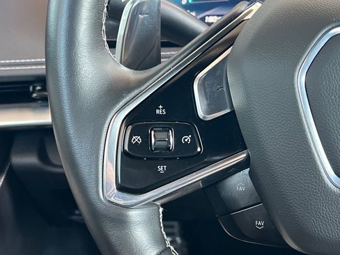 Used 2022 Chevrolet Corvette Stingray Preferred Cpe w/ Z51 Performance Package image 24