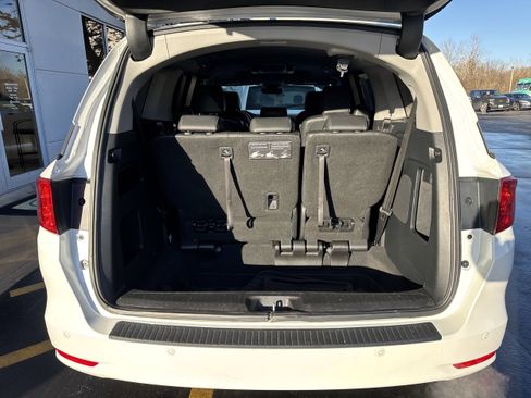 Used 2024 Honda Odyssey Touring image 12