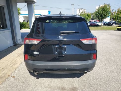 Used 2021 Ford Escape SEL w/ SEL Stealth AWD Package image 9