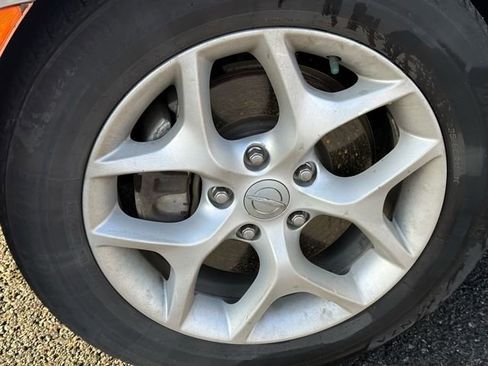 Used 2018 Chrysler Pacifica Touring Plus w/ Tire & Wheel Group image 15