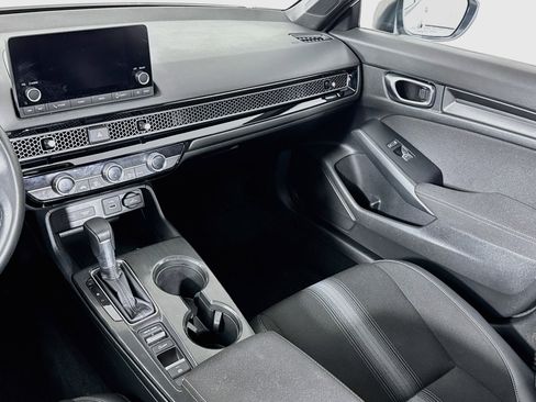 Certified 2024 Honda Civic Sport image 21