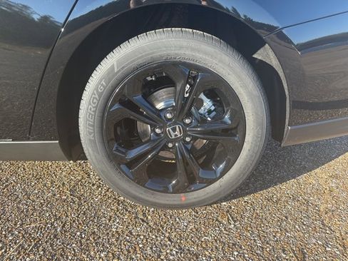 New 2025 Honda Accord SE image 9