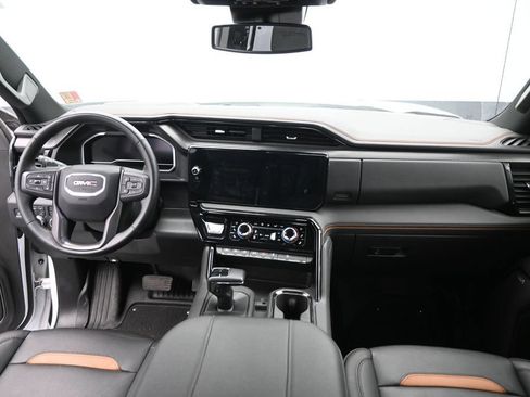 Used 2023 GMC Sierra 1500 AT4 AWD/4WD image 11