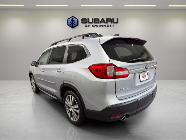 Used 2022 Subaru Ascent Limited w/ Technology Package AWD/4WD image 3