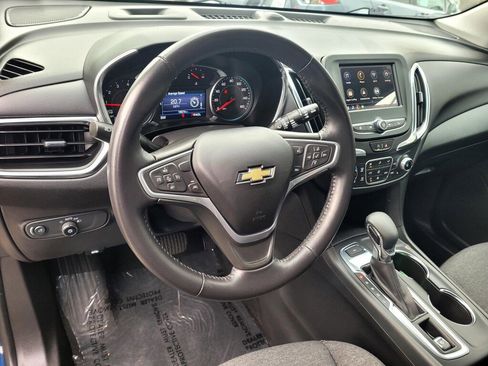 Used 2022 Chevrolet Equinox LT image 9