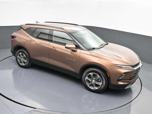 Used 2023 Chevrolet Blazer LT w/ Sound & Technology Package image 31