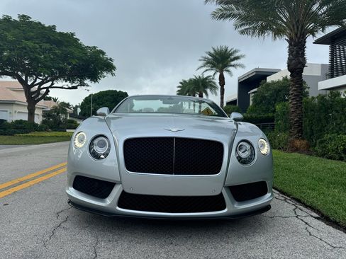 Used 2014 Bentley Continental GT V8 S image 13