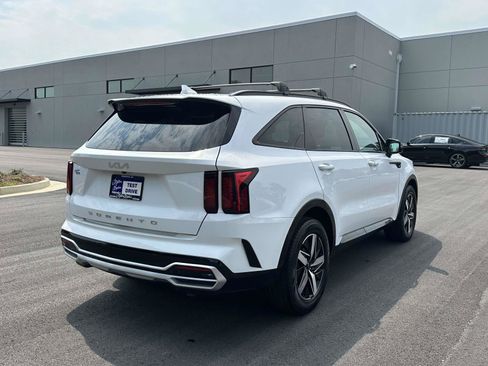 Used 2022 Kia Sorento EX w/ Panoramic Sunroof Package FWD image 27