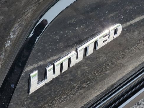 New 2026 Toyota Tacoma Limited AWD/4WD image 9
