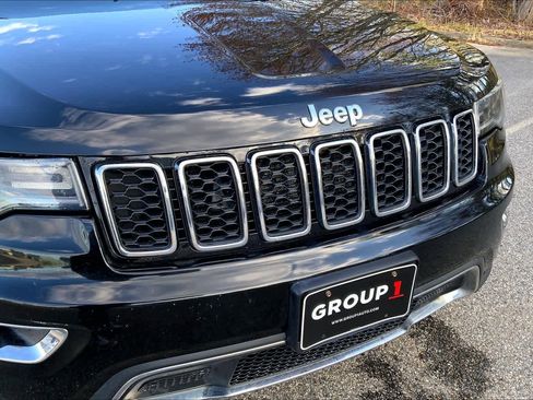Used 2017 Jeep Grand Cherokee Limited w/ Luxury Group II AWD/4WD image 32
