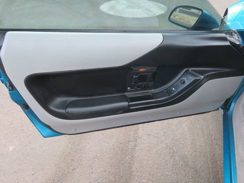 Used 1996 Chevrolet Corvette Coupe image 13