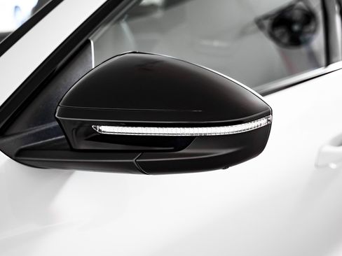 New 2025 Audi SQ6 e-tron Premium Plus image 24