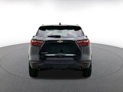 Used 2025 Chevrolet Blazer LT FWD image 8