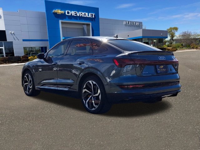 Used 2023 Audi e-tron Premium Plus w/ Premium Plus Package AWD/4WD image 24